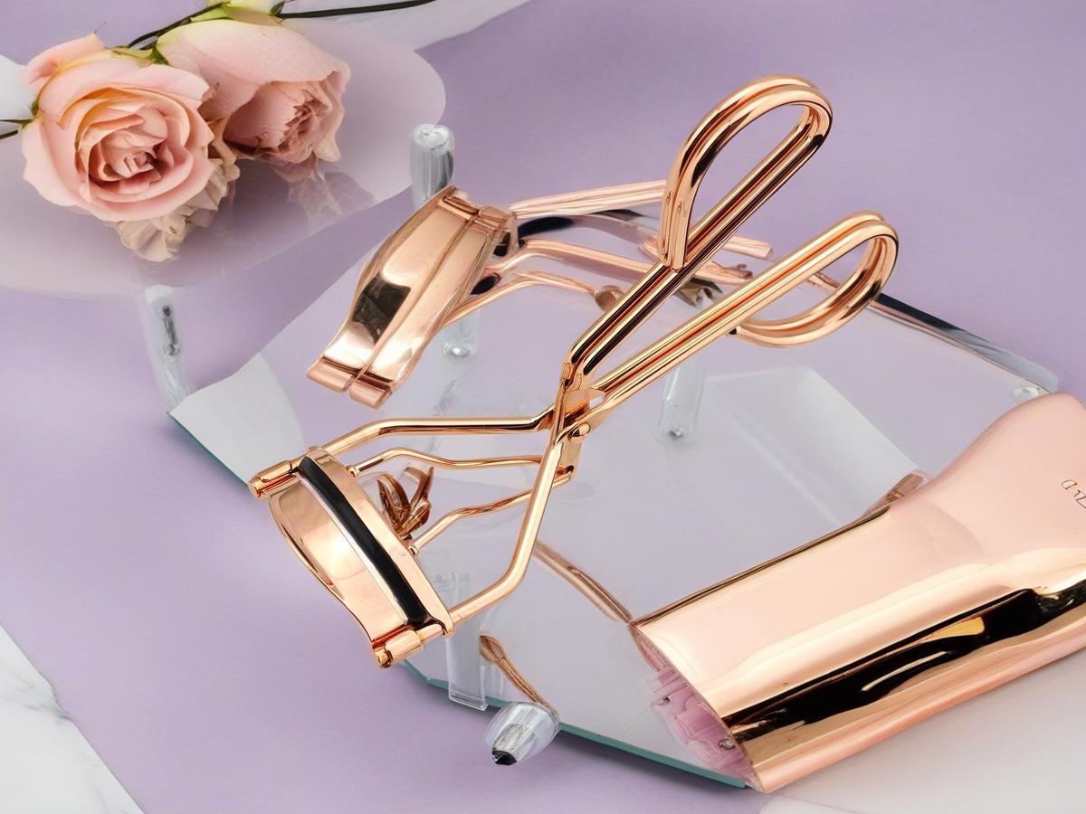 Beste Wimperncurler: Eleganz und Funktionalität von Roségold