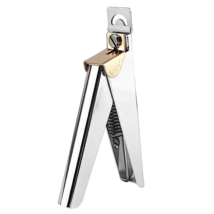 Maîtrisez le soin des ongles avec le coupe-faux ongles